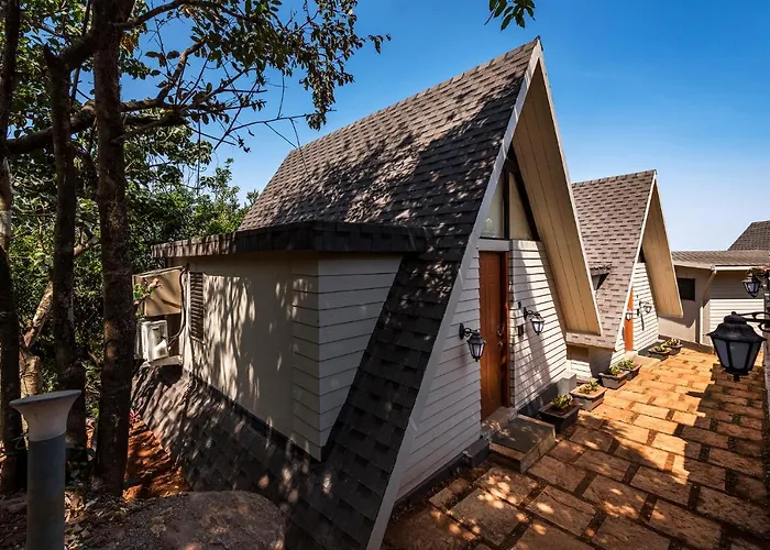 Saffronstays Hillside Harriers - 4 A-Frame Cottages Near Tiger Point Lonavala With Balconies And Bathtubs