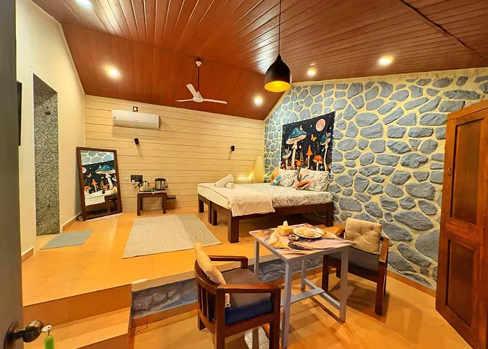 Captans Stay Lonavala